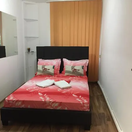 Jiulius Apartament *
